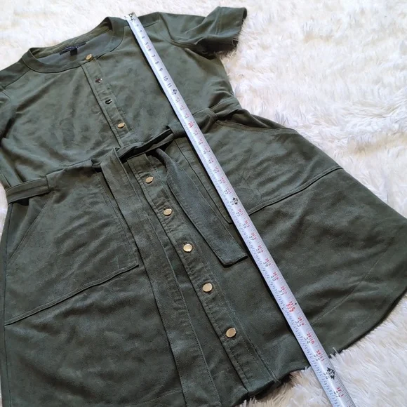 Banana Republic Sage Green Vegan Suede Shirtdress Size 6 - Picture 12 of 12